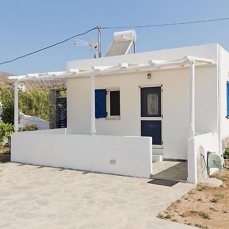 Вілла Μπλε Στουντιο 1 Livadi  Екстер'єр фото